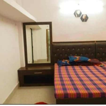 Chinta Haran Rest House Деогарх Номер фото