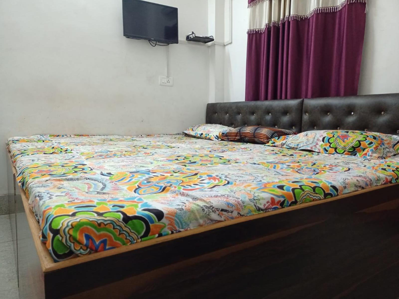 Chinta Haran Rest House Деогарх Номер фото